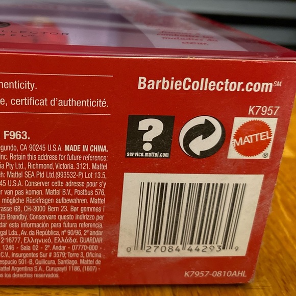 RARE St Mary's Hospital Barbie, Barbie Collector, Pink Label - Picture 9 of 9